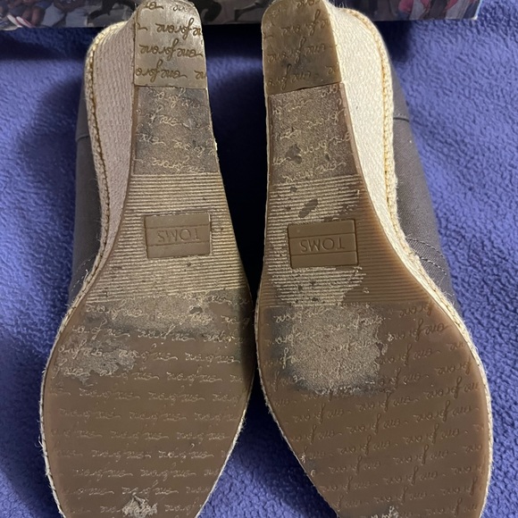 Toms gray wedge heels - Picture 3 of 4